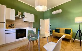 Garibaldi 36 Apartament